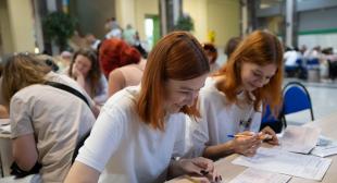 Газета «Настаўніцкая газета». Педклассовец-целевик: пятилетняя отработка не смущает — это гарантированное трудоустройство